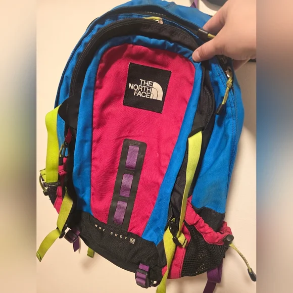 RARE The North Face Hot Shot SE Backpack - Picture 2 of 10